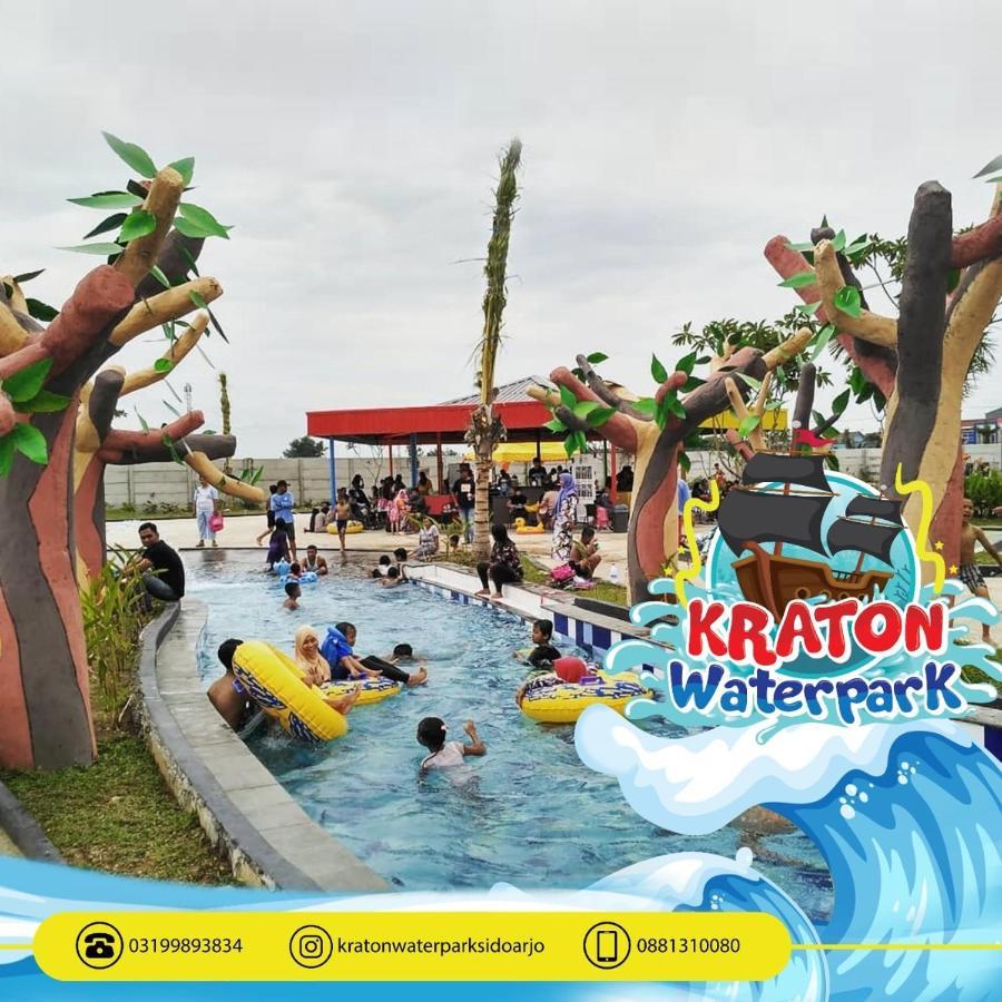 Ndalem Kraton Hotel Sidoarjo Kültér fotó